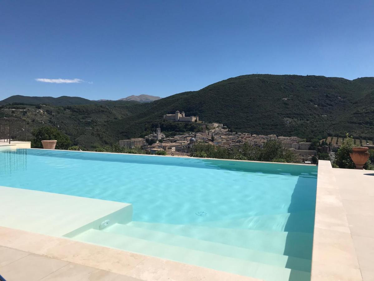 Agriturismo Collerisana Spoleto Kültér fotó