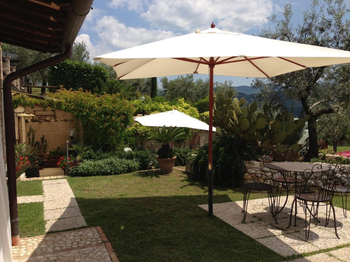 Agriturismo Collerisana Spoleto Kültér fotó