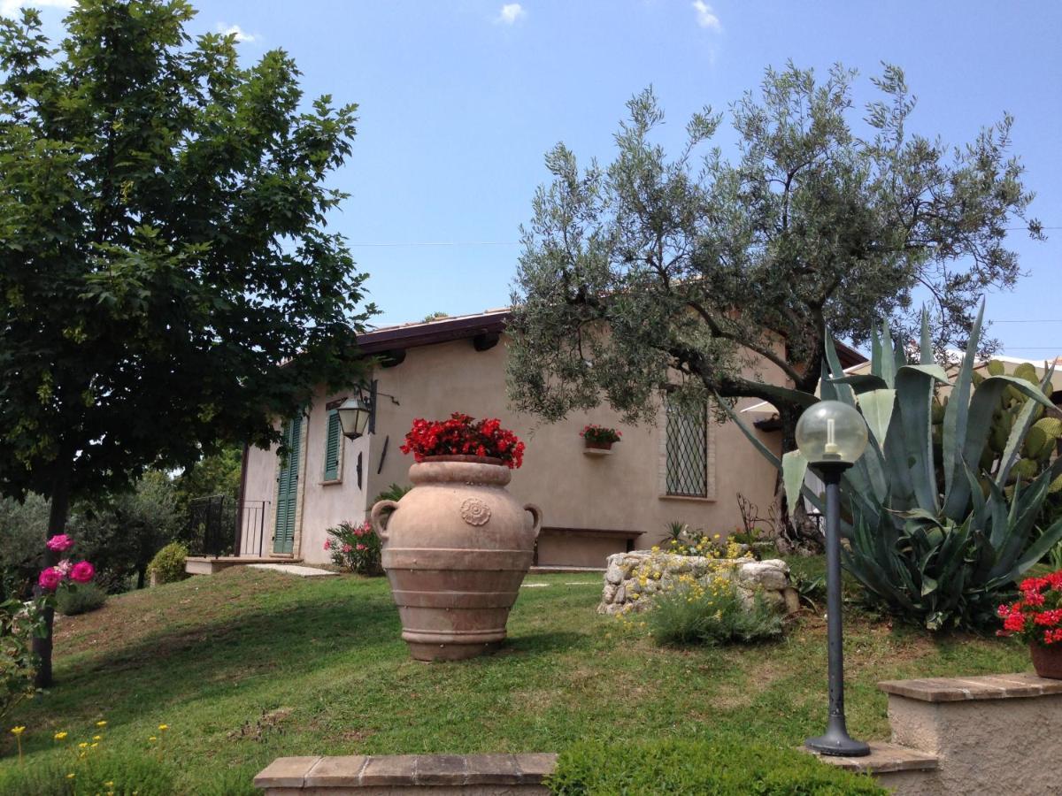 Agriturismo Collerisana Spoleto Kültér fotó